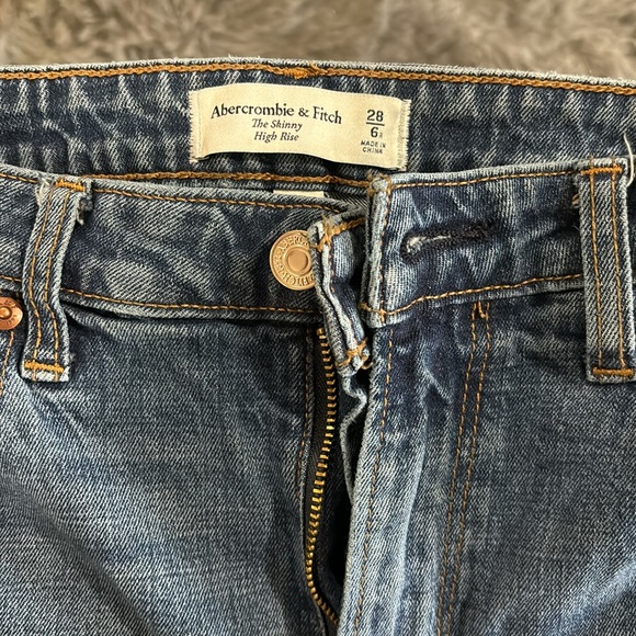 Abercrombie jeans - Picture 3 of 3